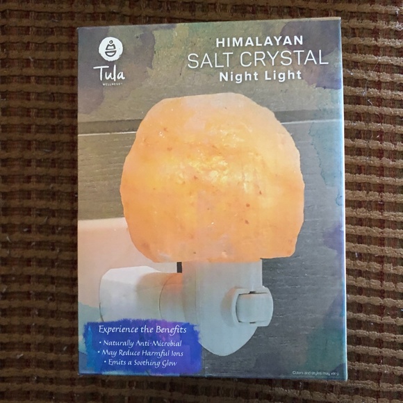 Tula Other - NWT Himalayan Salt Crystal Night Light